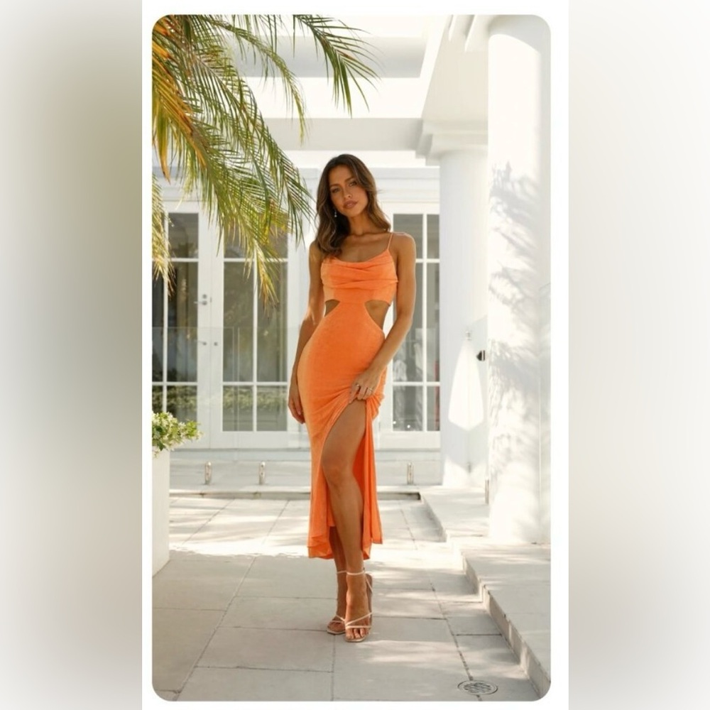 Chic Orange Cut-Out Maxi Dress